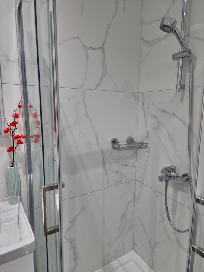 Carisa Deluxe Apartment With Jacuzzi Ларнака Екстер'єр фото