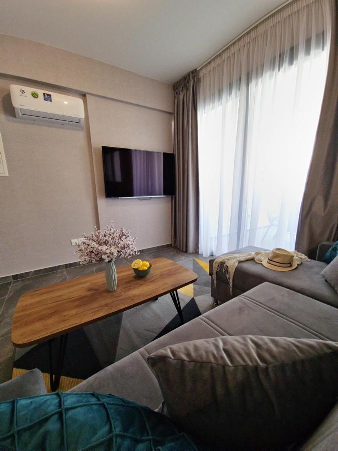 Carisa Deluxe Apartment With Jacuzzi Ларнака Екстер'єр фото