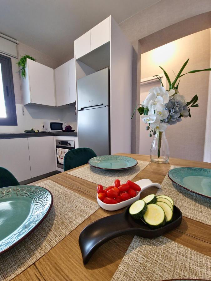 Carisa Deluxe Apartment With Jacuzzi Ларнака Екстер'єр фото